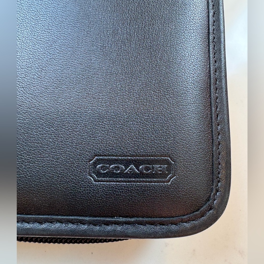 Coach Black Leather zip-around Wallet